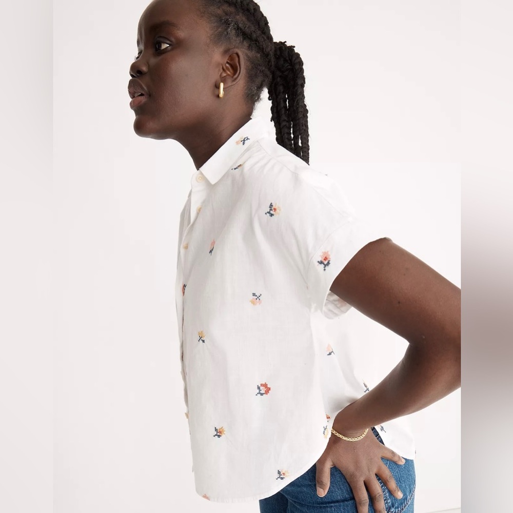 Madewell - V-Neck Pocket Shirt in Cross-Stitch Floral